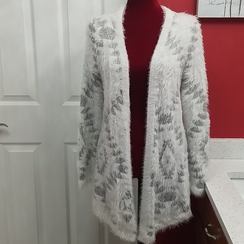 Lauren Michelle Cardigan